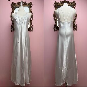 California Dynasty White Rosette Double Strap Princess Nightgown Lingerie Dress